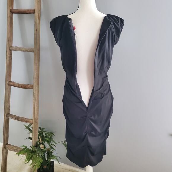 Xscape By Joanna Chen Black Sleeveless Ruched Midi Dress Size 14 - Picture 3 of 9